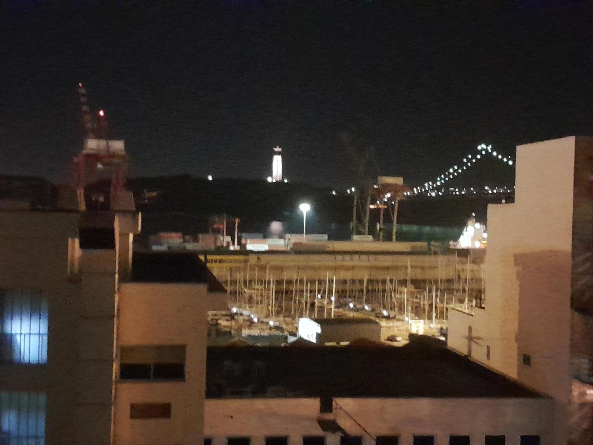 Apartamento Sobre O Rio Lisboa Екстериор снимка