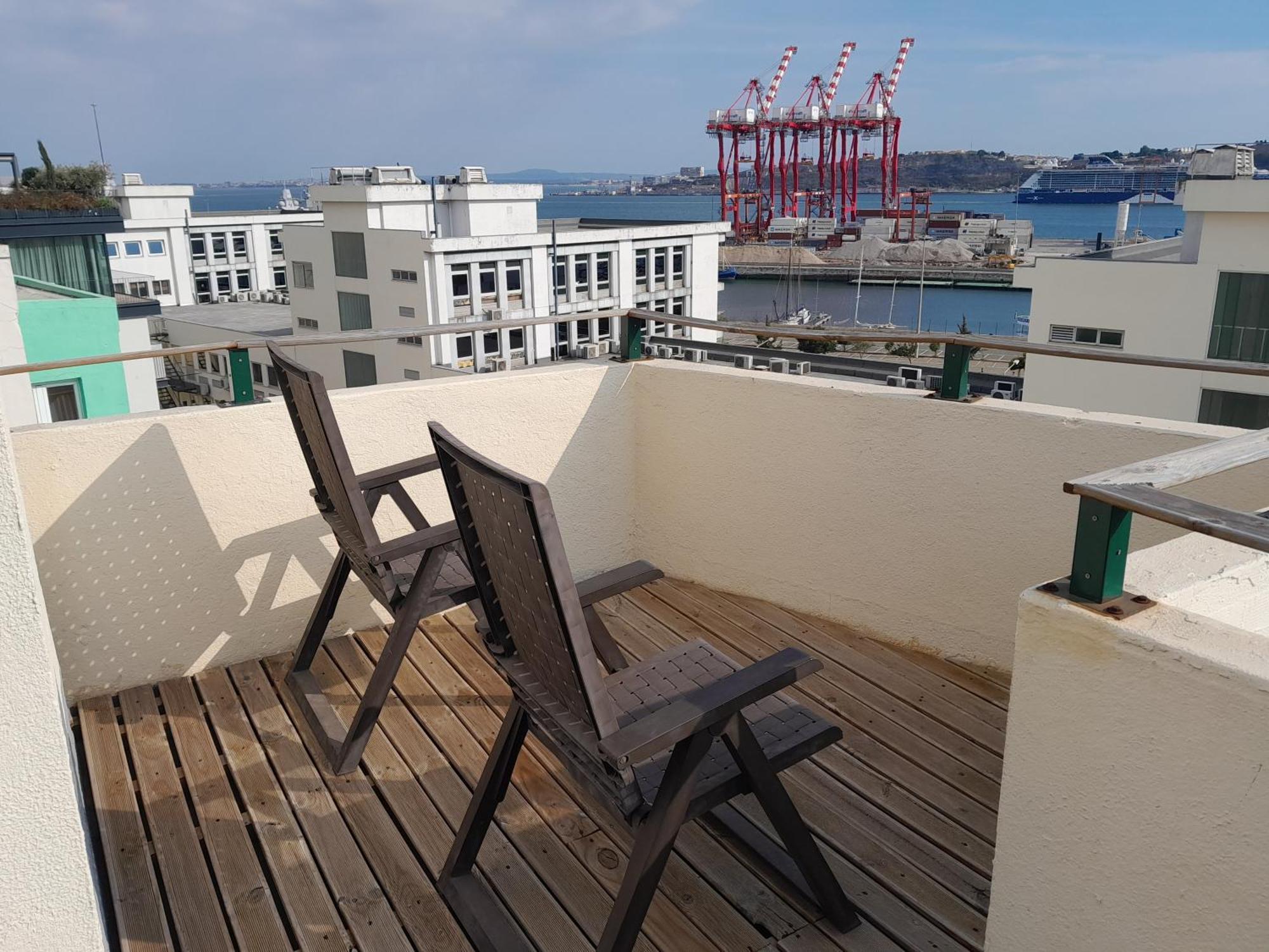 Apartamento Sobre O Rio Lisboa Екстериор снимка