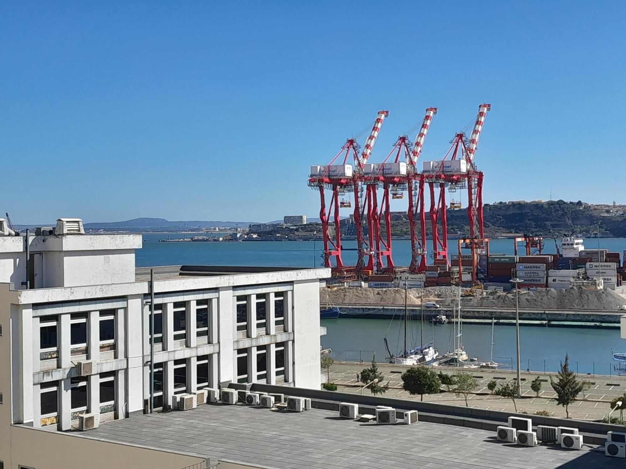 Apartamento Sobre O Rio Lisboa Екстериор снимка